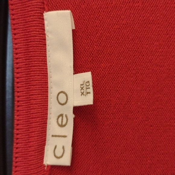 Cleo Cardigan with Ribbed Bottom - Picture 2 of 4